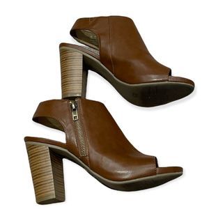 Fergalicious  Camille ankle open toe bootie size 9M
